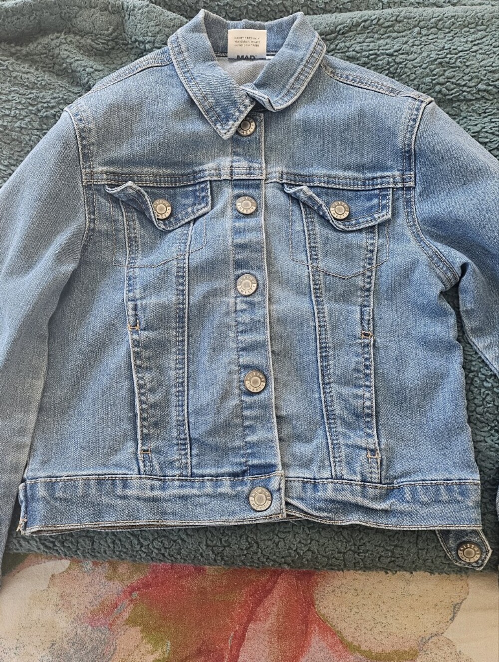 Classic Light Blue Girl’s Denim Jacket Bets For Daily Use